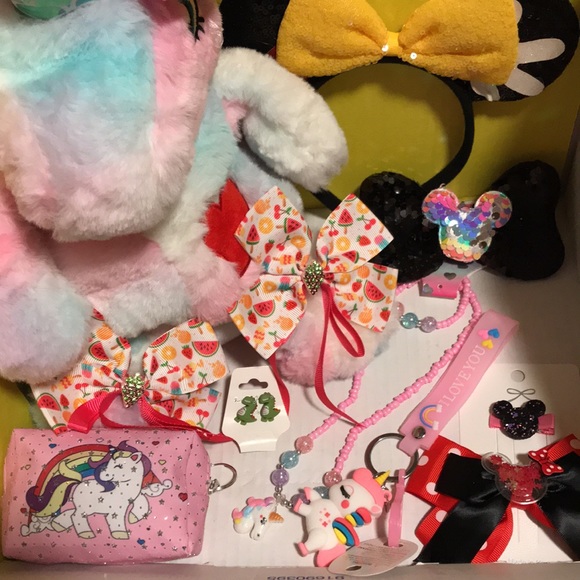 UNICORN 🦄 GIRLS BUNDLE - Picture 13 of 16